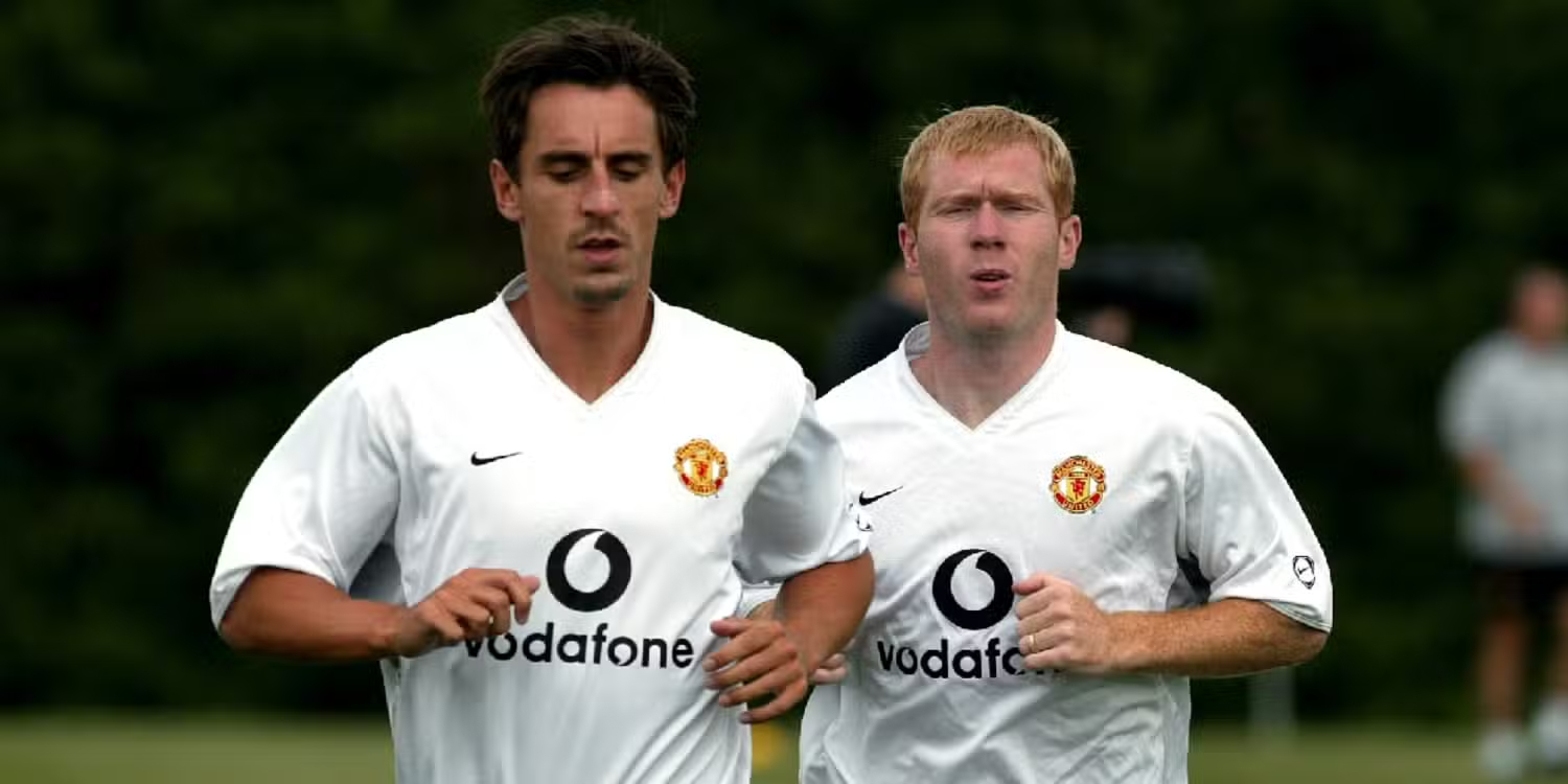 M.U k&eacute;o Arsenal v&agrave;o cuộc chiến tốc độ.