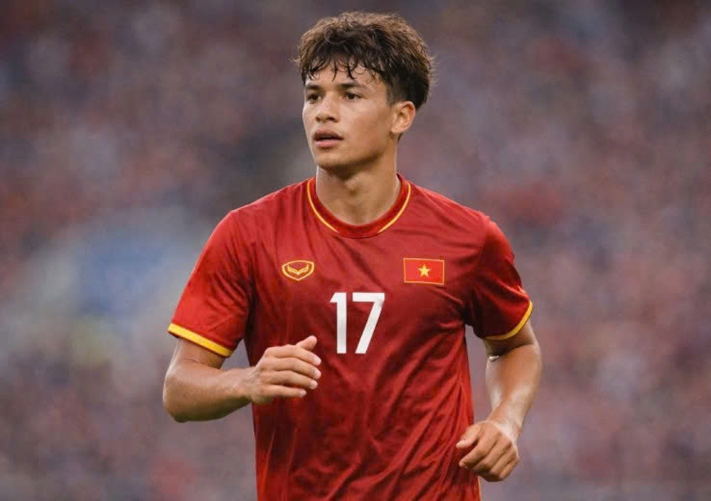 Antonio Moric trong m&agrave;u &aacute;o tuyển trẻ Việt Nam.