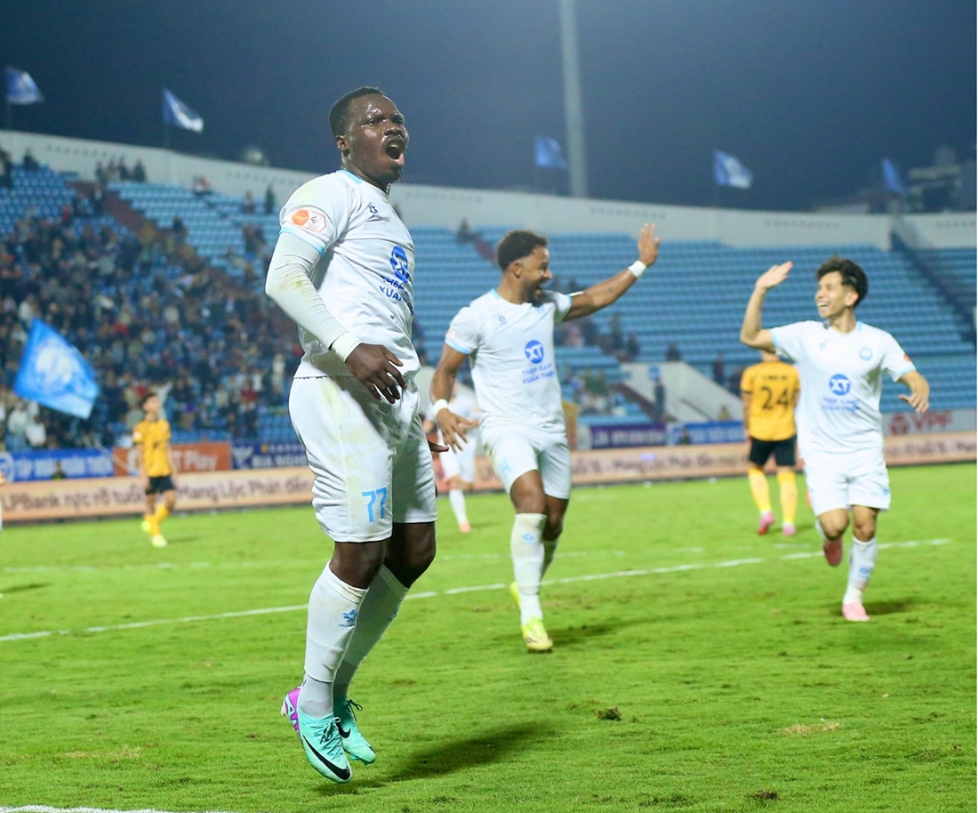 Nam Định đang c&oacute; phong độ ấn tượng. Ảnh: Nam Định FC.