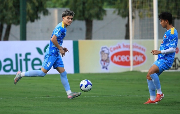 Moric thổi hồn b&oacute;ng đ&aacute; ch&acirc;u &Acirc;u v&agrave;o U23 Việt Nam.