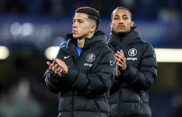 Enzo Fernandez &uacute;p mở tương lai tại Chelsea.