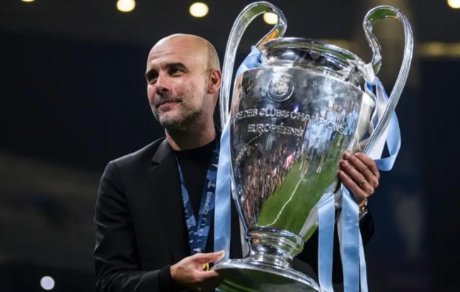 Pep c&ugrave;ng Man City 1 lần v&ocirc; địch Champions League.