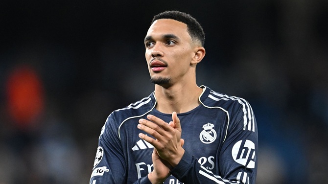 Trent Alexander-Arnold vừa c&oacute; trận đấu ấn tượng cho Real.