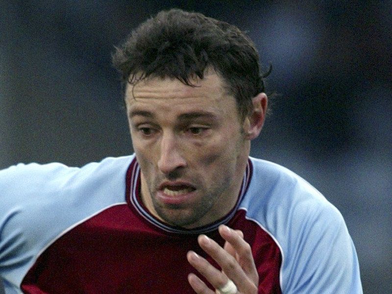 Thất bại đầu đời l&agrave; b&agrave;i học qu&yacute; gi&aacute;.