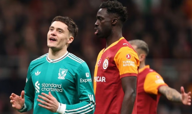 Wirtz trong m&agrave;u &aacute;o Liverpool.