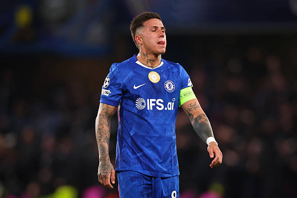 Kh&ocirc;ng &iacute;t đội b&oacute;ng đang quan t&acirc;m đến Fernandez. 