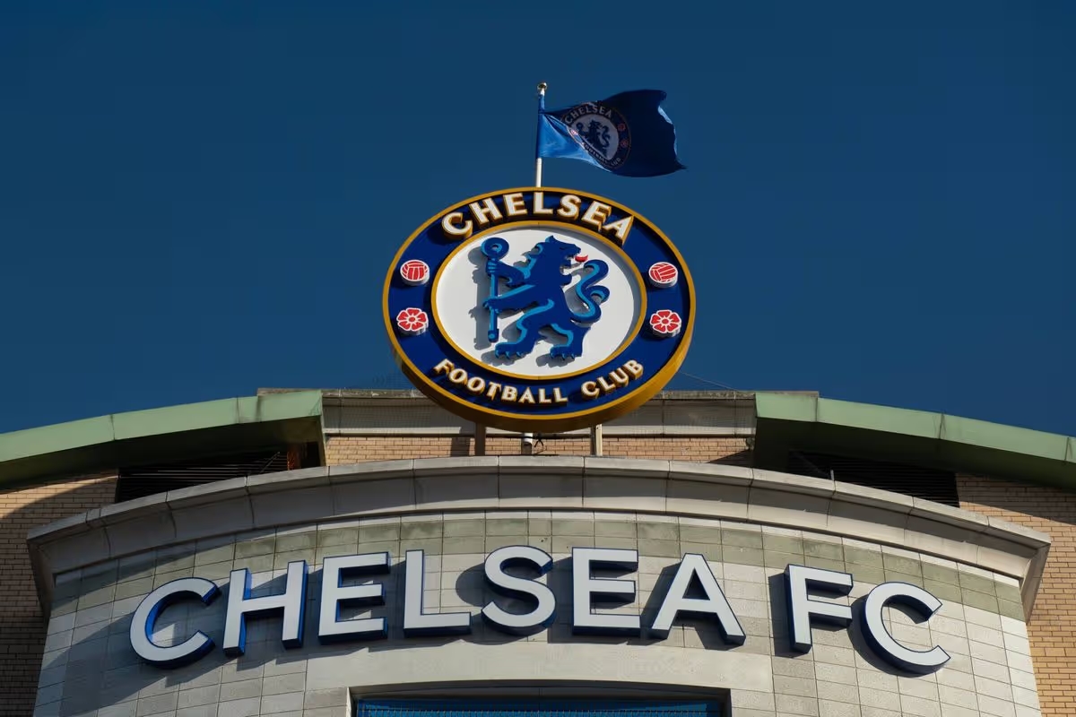 Chelsea tho&aacute;t &aacute;n trừ điểm từ Ngoại hạng Anh.