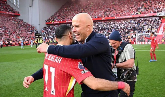 Liệu Slot c&oacute; thể gi&uacute;p Liverpool n&iacute;u giữ hy vọng tại Champions League?