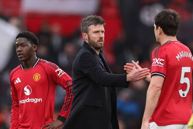 Ảnh bài viết Kế hoạch đại phẫu tuyến giữa MU vấp phải rào cản lớn