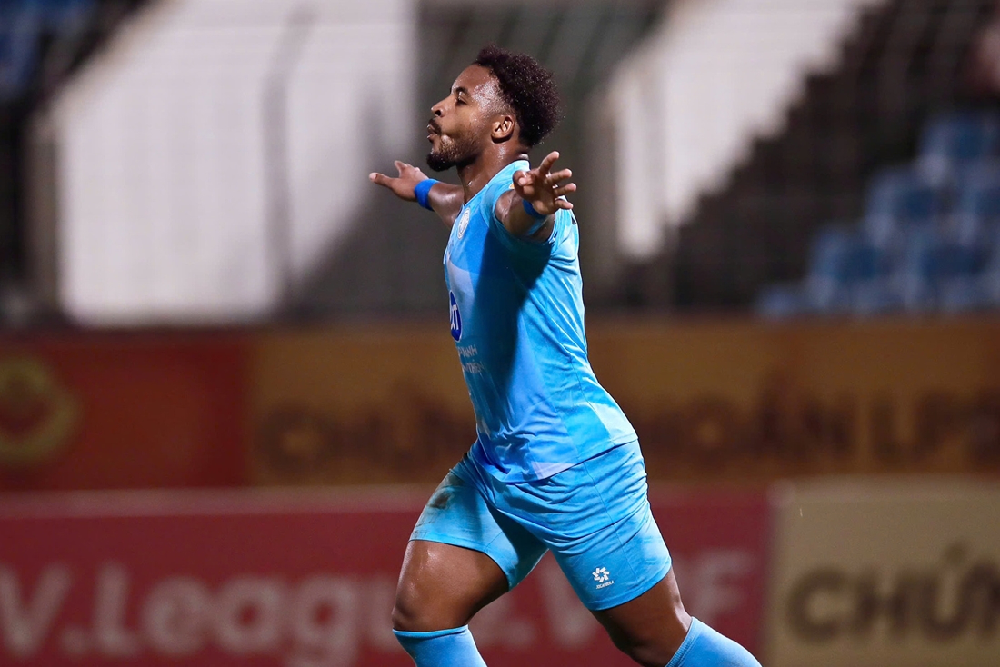 Ảnh bài viết Hạ Đà Nẵng 2-1, Nam Định vào bán kết Cúp QG