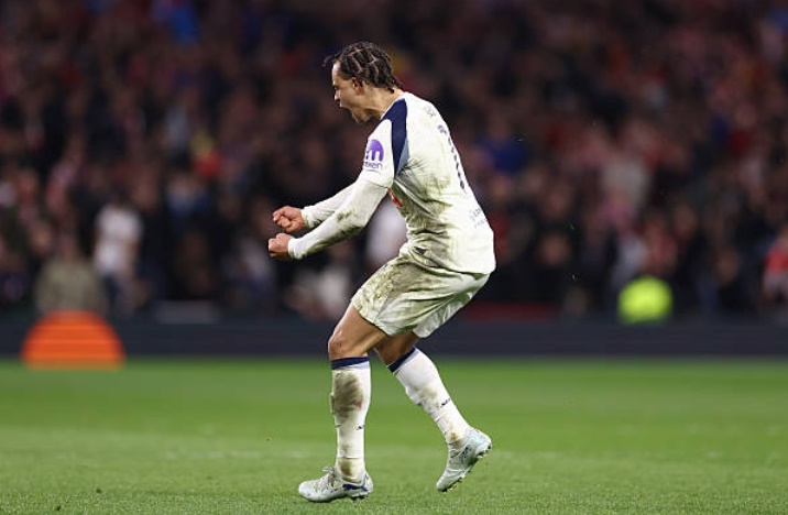 Tottenham gi&agrave;nh chiến thắng nhưng kh&ocirc;ng đủ để gi&uacute;p họ đi tiếp.