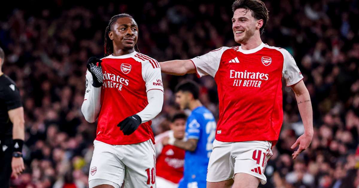 Anh trở th&agrave;nh biểu tượng mới của Arsenal.