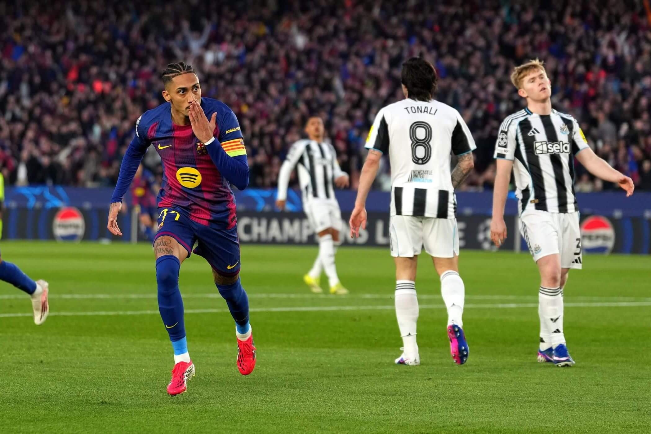 Ảnh bài viết Barca chấm điểm: Raphinha suýt chạm điểm 10; Hàng thủ gây lo lắng