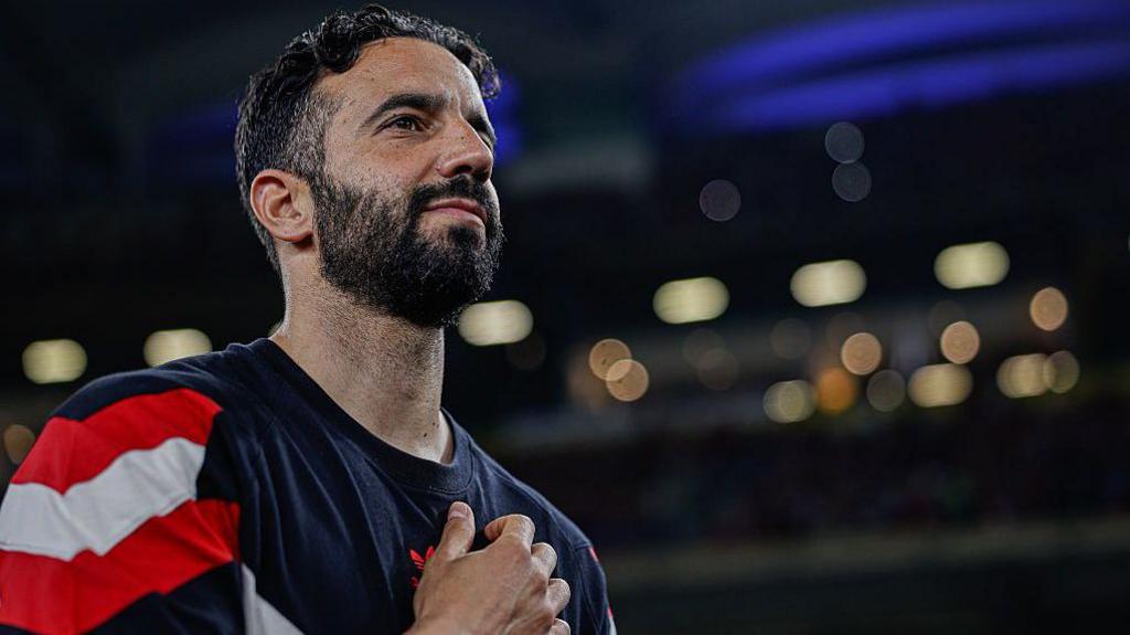 INEOS phải học từ sai lầm Amorim.