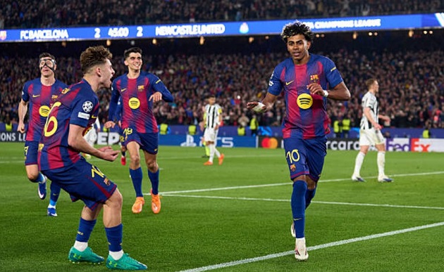 Barca qu&aacute; mạnh so với Newcastle.