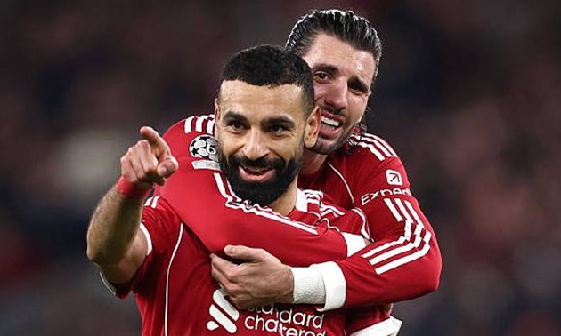 Liverpool đ&atilde; lột x&aacute;c với những thay đổi chiến thuật.