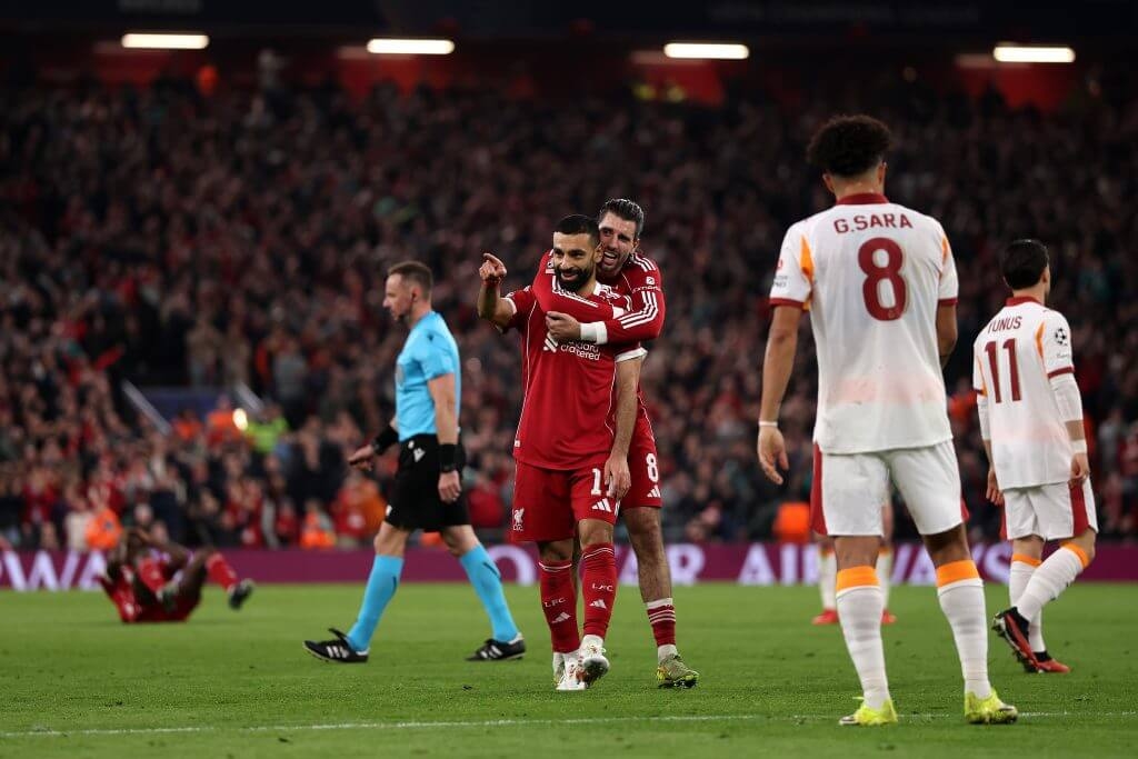Mohamed Salah tỏa s&aacute;ng rực rỡ trong hiệp 2 trước Galatasaray.
