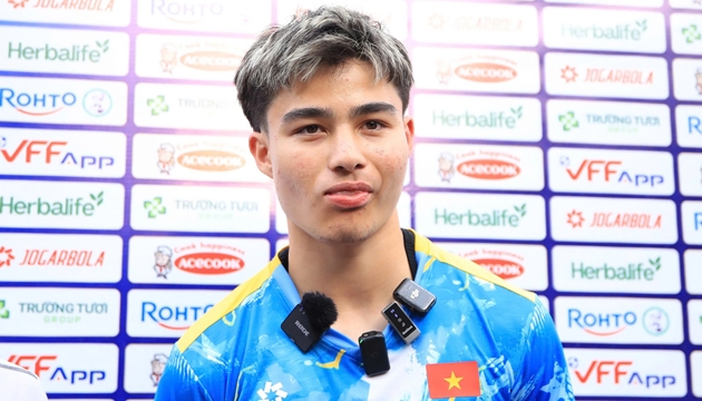 Ảnh bài viết Antonio Moric nói tiếng Việt lưu loát khi tập cùng U23 Việt Nam