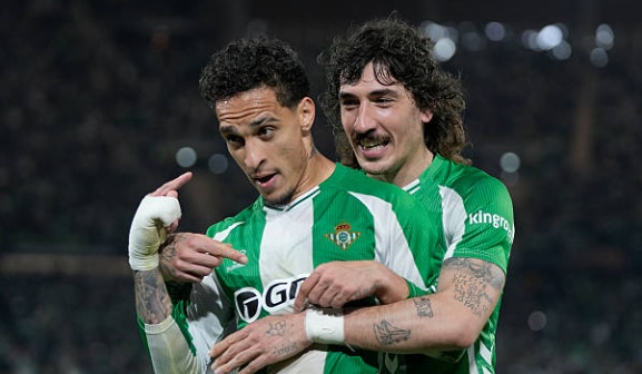 Ảnh bài viết Ngược dòng ngoạn mục, Antony đưa Betis vào tứ kết Europa League