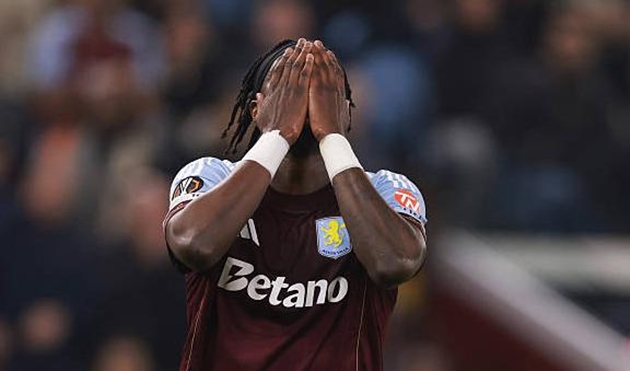 Ảnh bài viết Tammy Abraham tự đóng sập cánh cửa đá chính tại Aston Villa