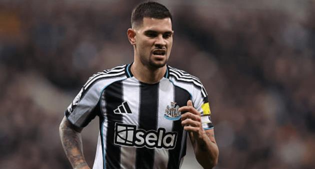 Ảnh bài viết Thông số chỉ ra Guimaraes không đủ sức thay Casemiro tại MU