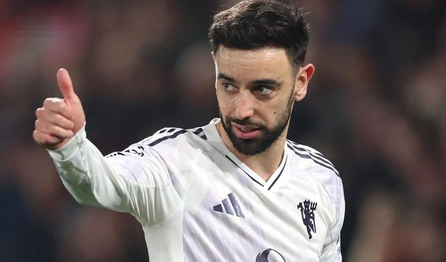 Fernandes kh&ocirc;ng thể gi&uacute;p MU gi&agrave;nh 3 điểm trọn vẹn.