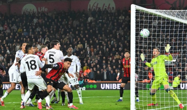 Man Utd trải qua trận h&ograve;a kịch t&iacute;nh với Bournemouth.