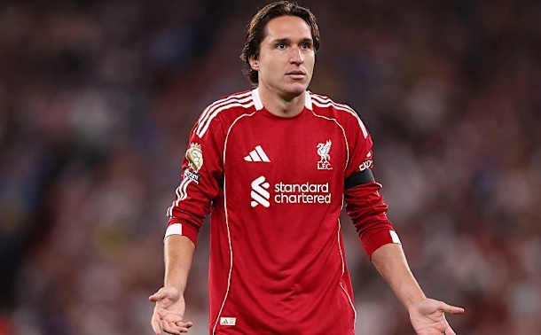 Federico Chiesa trong màu áo Liverpool.