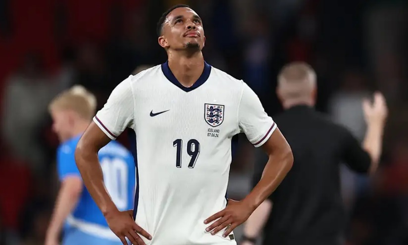  Trent Alexander-Arnold kh&ocirc;ng được triệu tập.