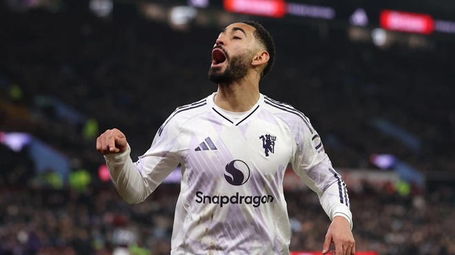 Ảnh bài viết Điểm sáng Cunha giữa công trường ngổn ngang của MU