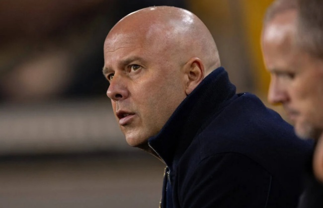 Liverpool lấy gì đấu Brighton khi không tập luyện và vắng Salah?