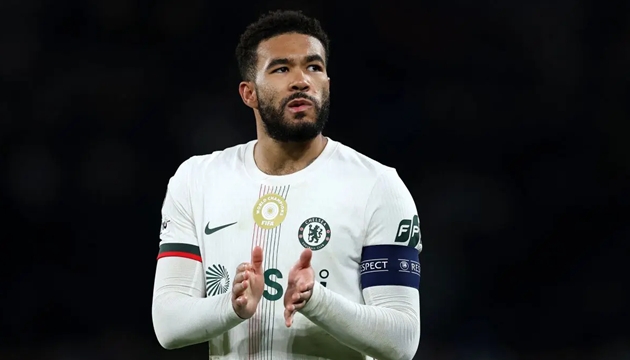 Reece James thường xuy&ecirc;n phải vật lộn với chấn thương.