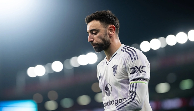Bruno Fernandes vẫn đang "gánh" Man United trên lưng.