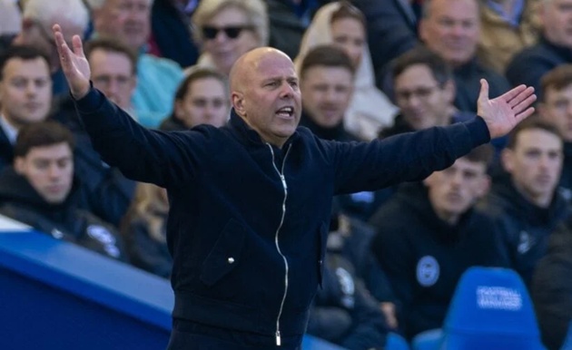 Ảnh bài viết Arne Slot thừa nhận áp lực nặng nề tại Liverpool