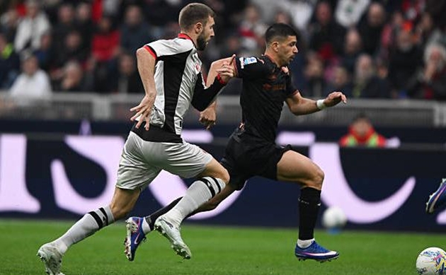 Torino đ&atilde; g&acirc;y ra nhiều kh&oacute; khăn cho AC Milan.