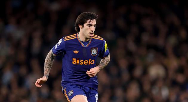 Ảnh bài viết Tranh mua Tonali với Arsenal, MU duyệt chi 70 triệu bảng