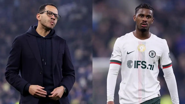 Hato tiết lộ Rosenior kh&ocirc;ng n&oacute;i n&ecirc;n lời sau thất bại.