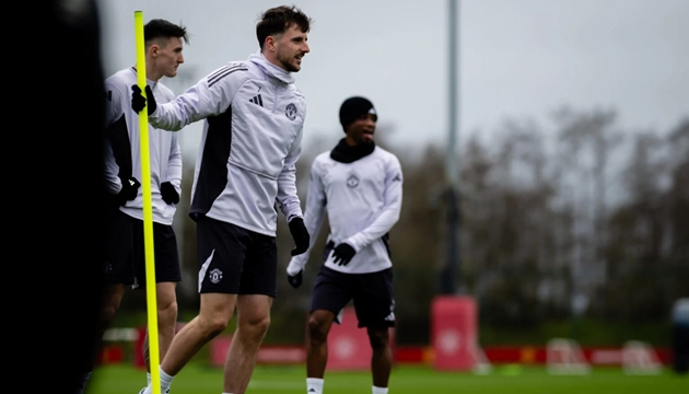 Ảnh bài viết Michael Carrick nhào nặn quân bài tẩy Mason Mount trong 24 ngày