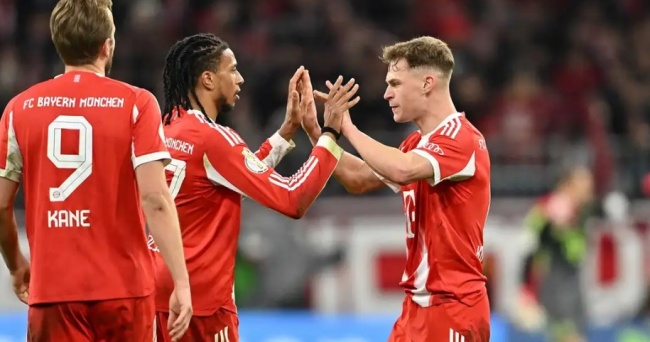 Bayern c&oacute; h&agrave;ng c&ocirc;ng hủy diệt.