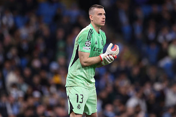 Liệu thủ th&agrave;nh n&agrave;y c&oacute; thể hiện bản lĩnh? 