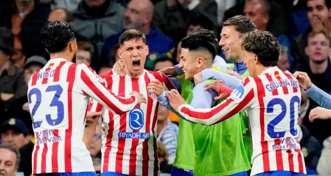 Molina ghi si&ecirc;u phẩm v&agrave;o lưới Real.