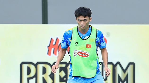 Ảnh bài viết Kế thừa áo số 22 của Tiến Linh, Việt Cường thừa nhận áp lực