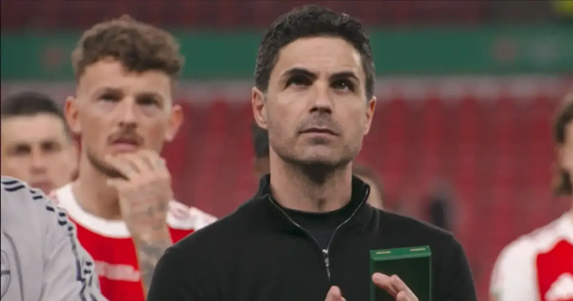 HLV Arteta bị kh&ocirc;ng &iacute;t CĐV Arsenal chỉ tr&iacute;ch sau trận thua Man City.