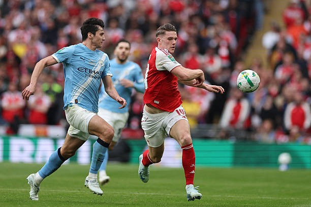 Abdukodir Khusanov (7,4): Phô diễn tốc độ lùi về bọc lót cực tốt với pha nước rút ấn tượng để ngăn chặn Havertz. Phải nhận thẻ vàng sau một pha vào bóng rát với Gyokeres.