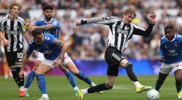 Ảnh bài viết 8 bài toán hóc búa chờ Newcastle giải quyết sau tuần lễ thảm họa
