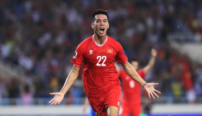 Tiến Linh không còn là cái tên bất khả xâm phạm ở ĐTQG.