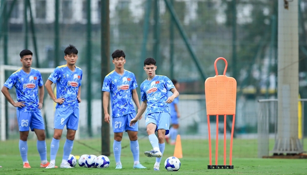 HLV Đinh Hồng Vinh sẽ c&oacute; c&aacute;i nh&igrave;n trực quan hơn về những nh&acirc;n tố mới của U23 Việt Nam qua giải giao hữu.