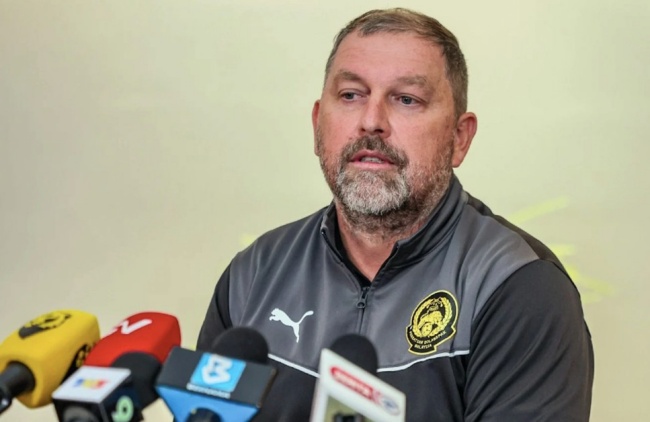 HLV Peter Cklamovski mong muốn gi&uacute;p Malaysia vươn tầm.