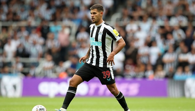 Ảnh bài viết Tin đồn chuyển nhượng sáng 24/3: MU săn Davies, Guimaraes; Zidane dẫn dắt ĐT Pháp