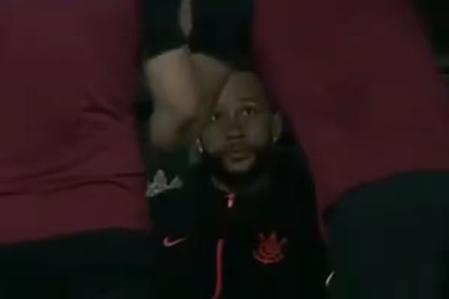 Memphisa Depay vốn l&agrave; cầu thủ g&acirc;y ra nhiều tranh c&atilde;i.